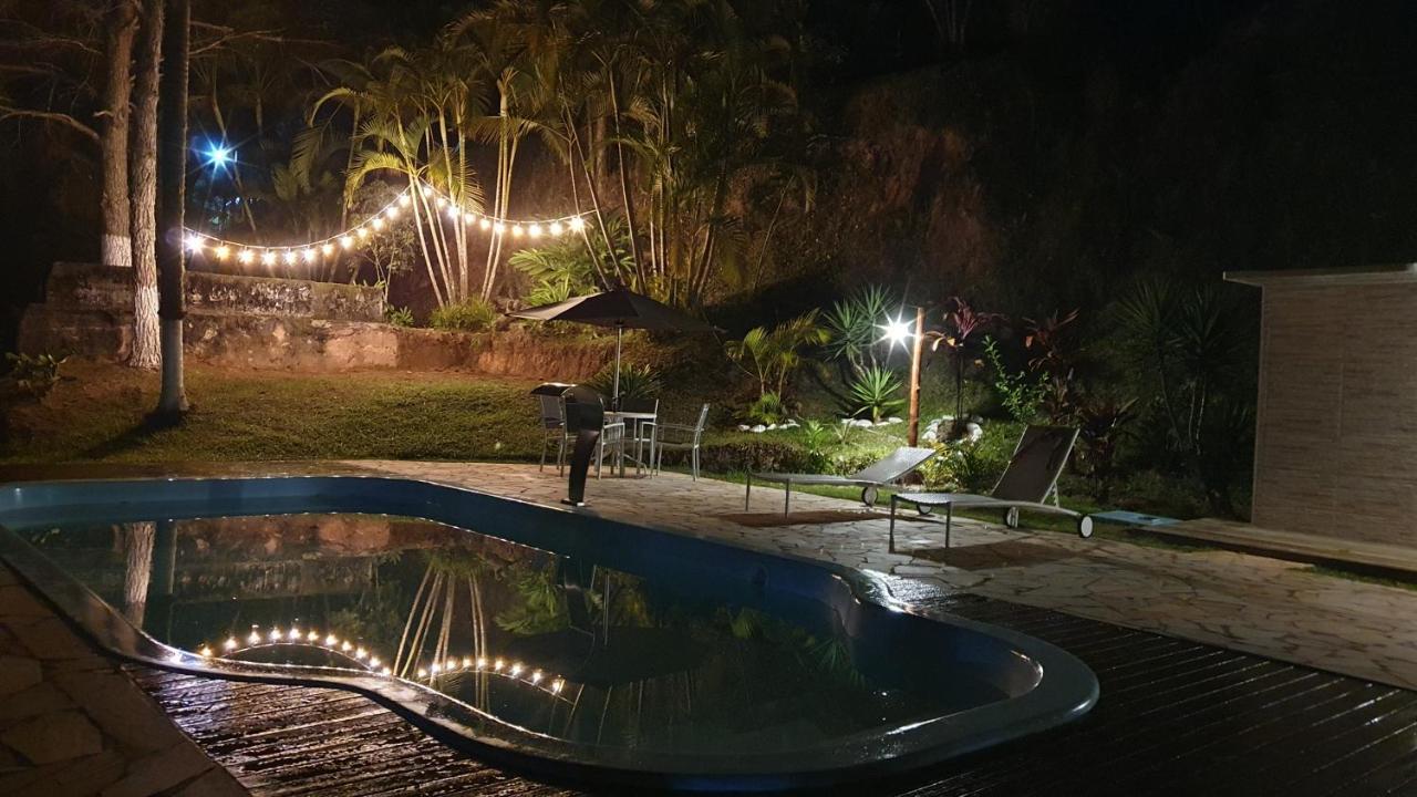 Lodge Chale Hibisco Amarelo *