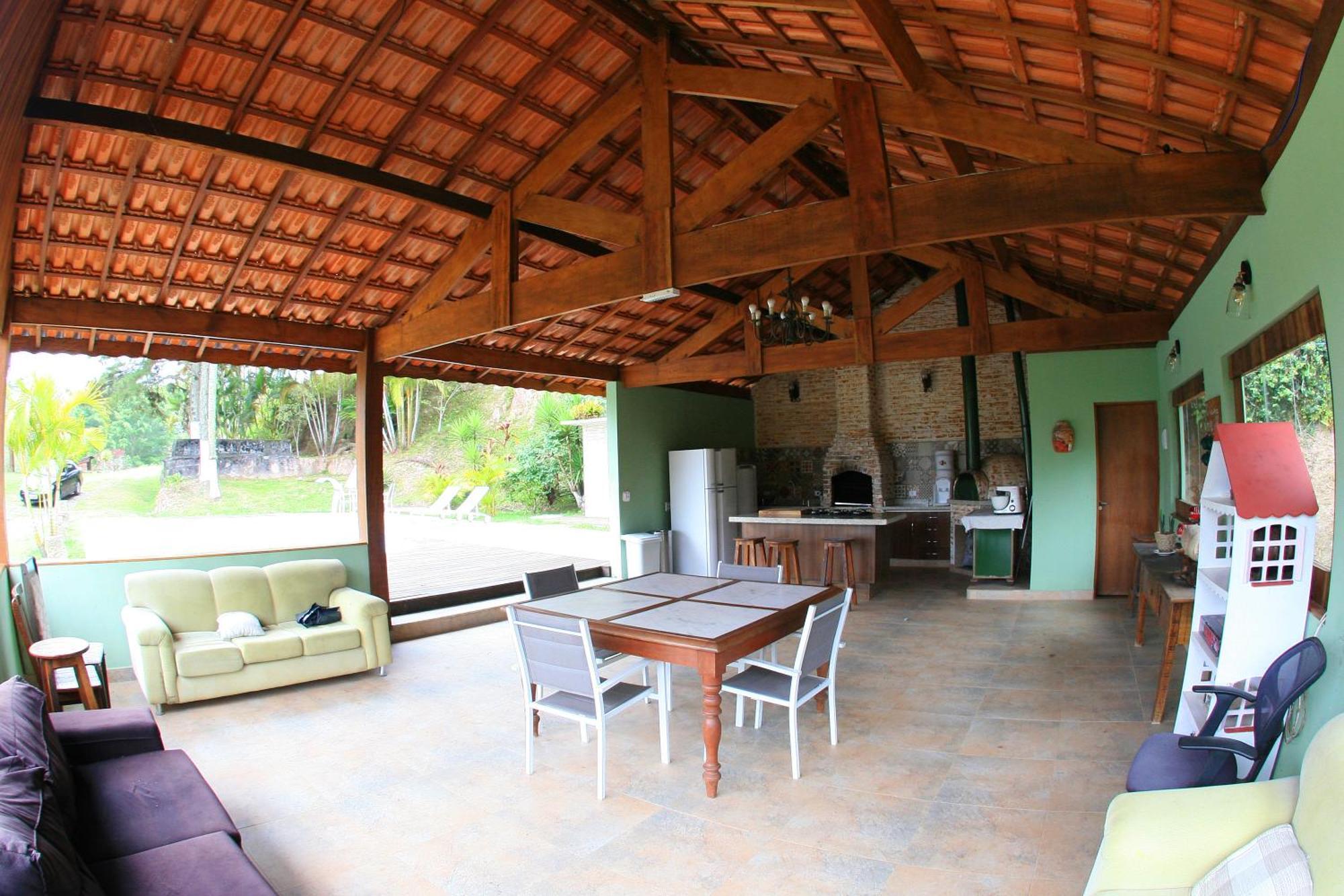 Lodge Chale Hibisco Amarelo Juquitiba